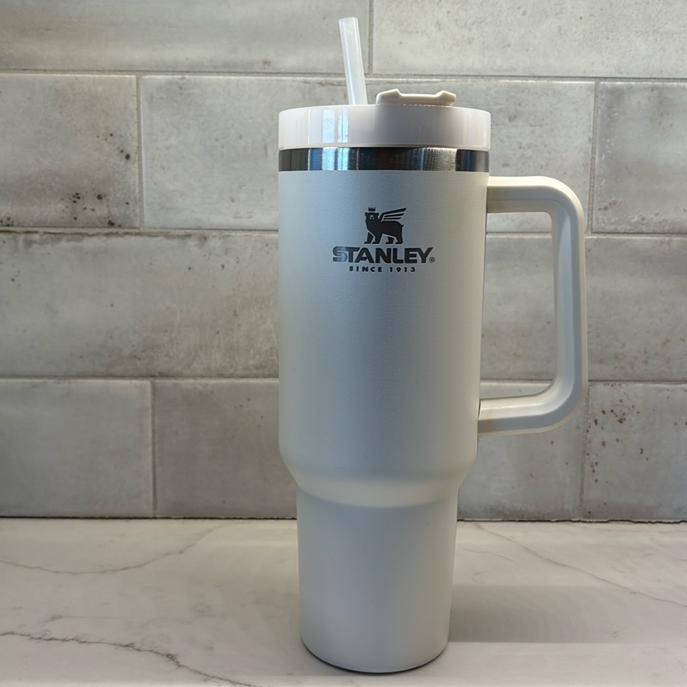 STANLEY TUMBLER
